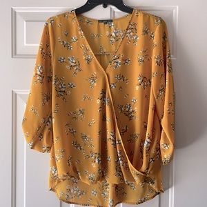 West Kei blouse, EUC, size Medium
